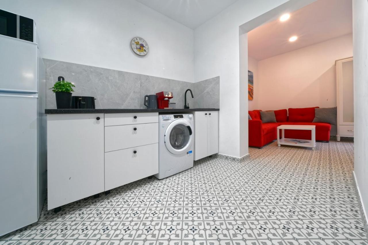 Casa Verde Comfortable Air-Conditioned Modern Apartments (Adults Only) Ingenio Extérieur photo