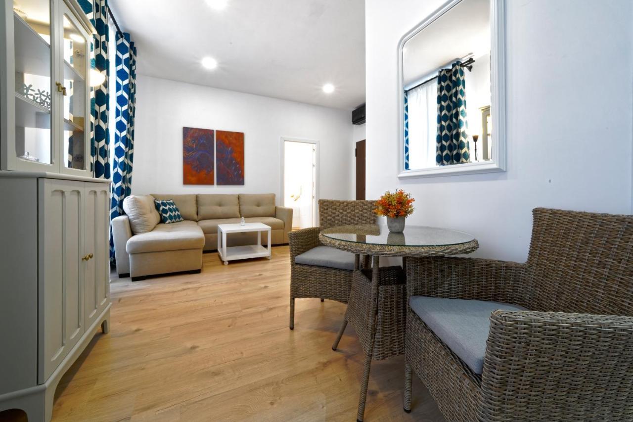 Casa Verde Comfortable Air-Conditioned Modern Apartments (Adults Only) Ingenio Extérieur photo