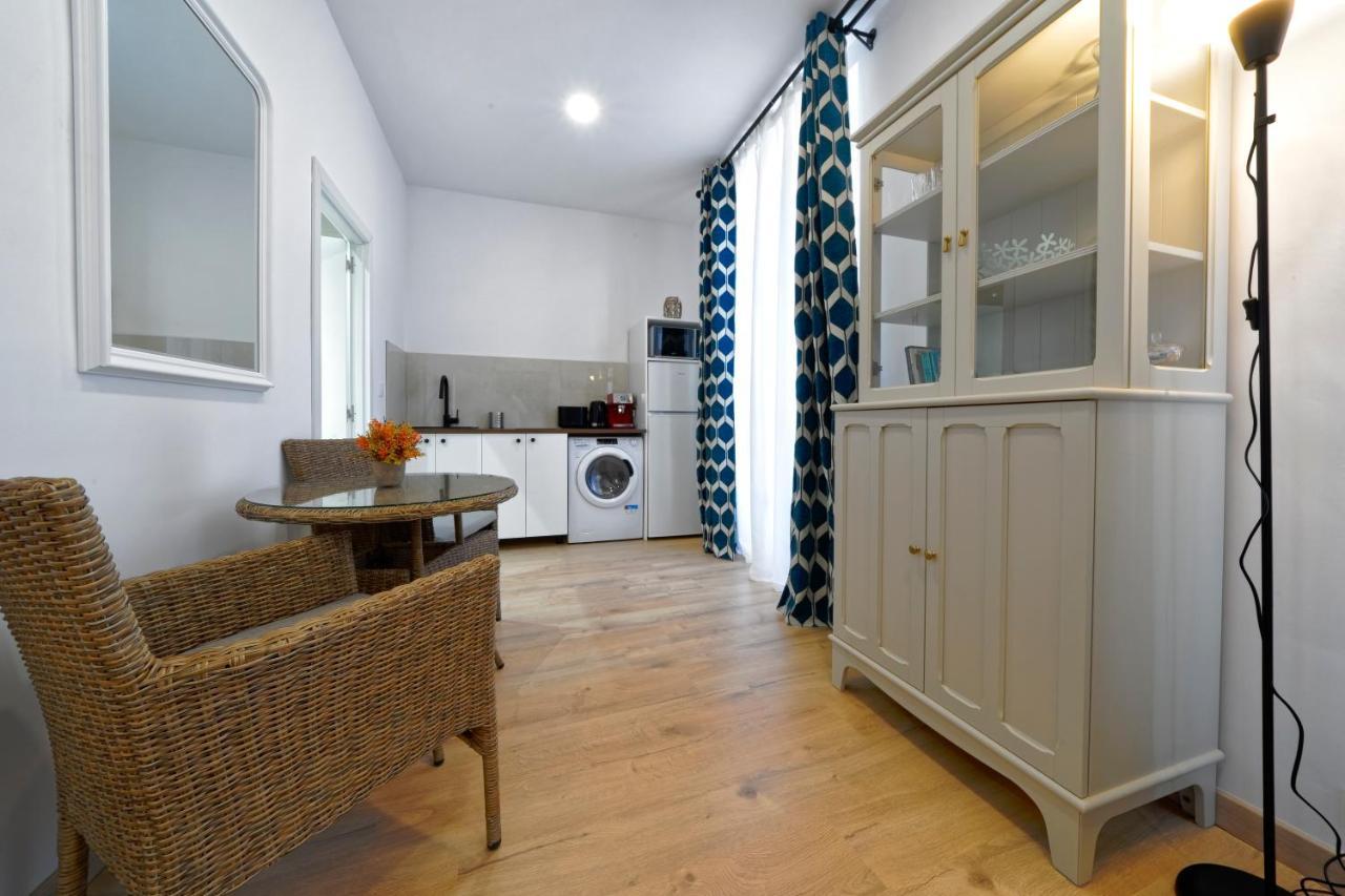 Casa Verde Comfortable Air-Conditioned Modern Apartments (Adults Only) Ingenio Extérieur photo